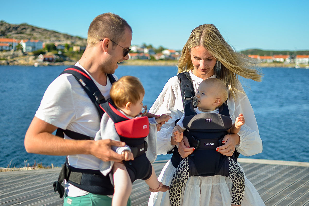 M1 Carrier couple with babies by the sea